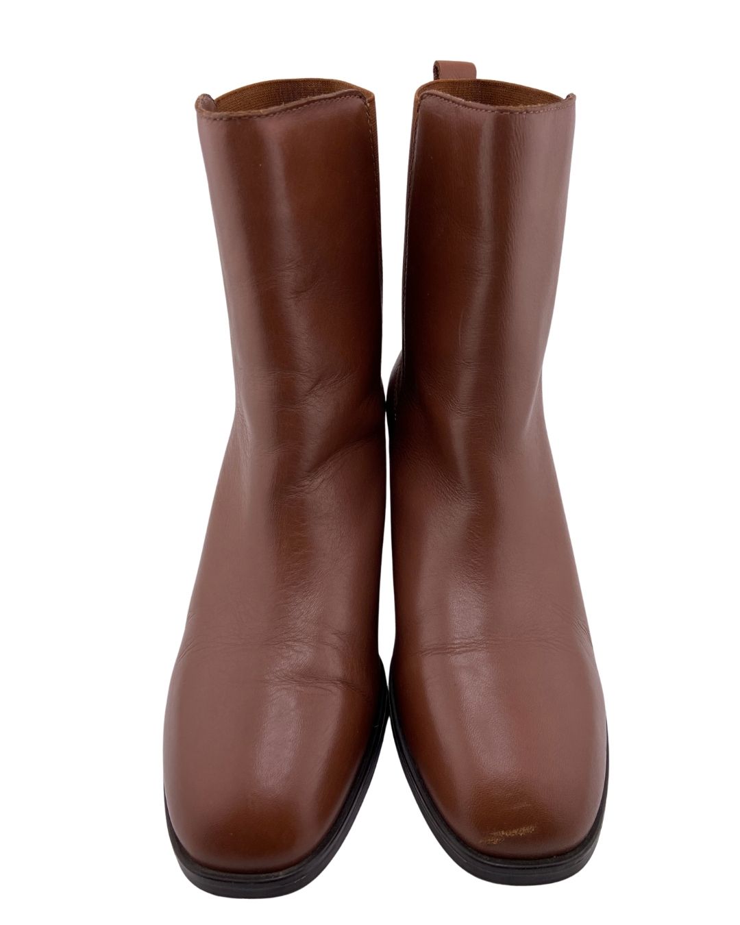 Botas caña media en cuero
