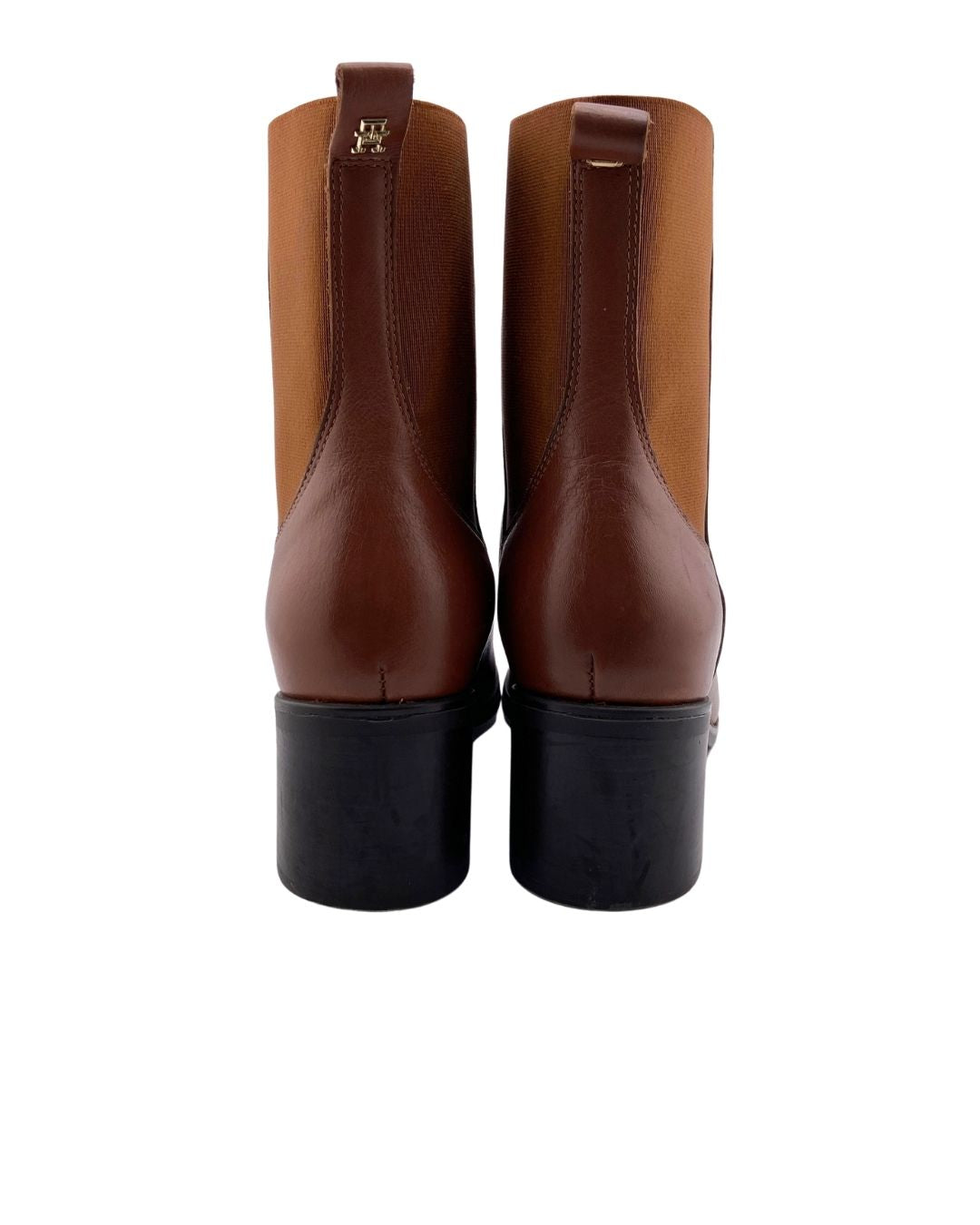 Botas caña media en cuero