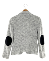 Blazer un boton con coderas