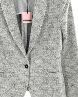 Blazer un boton con coderas