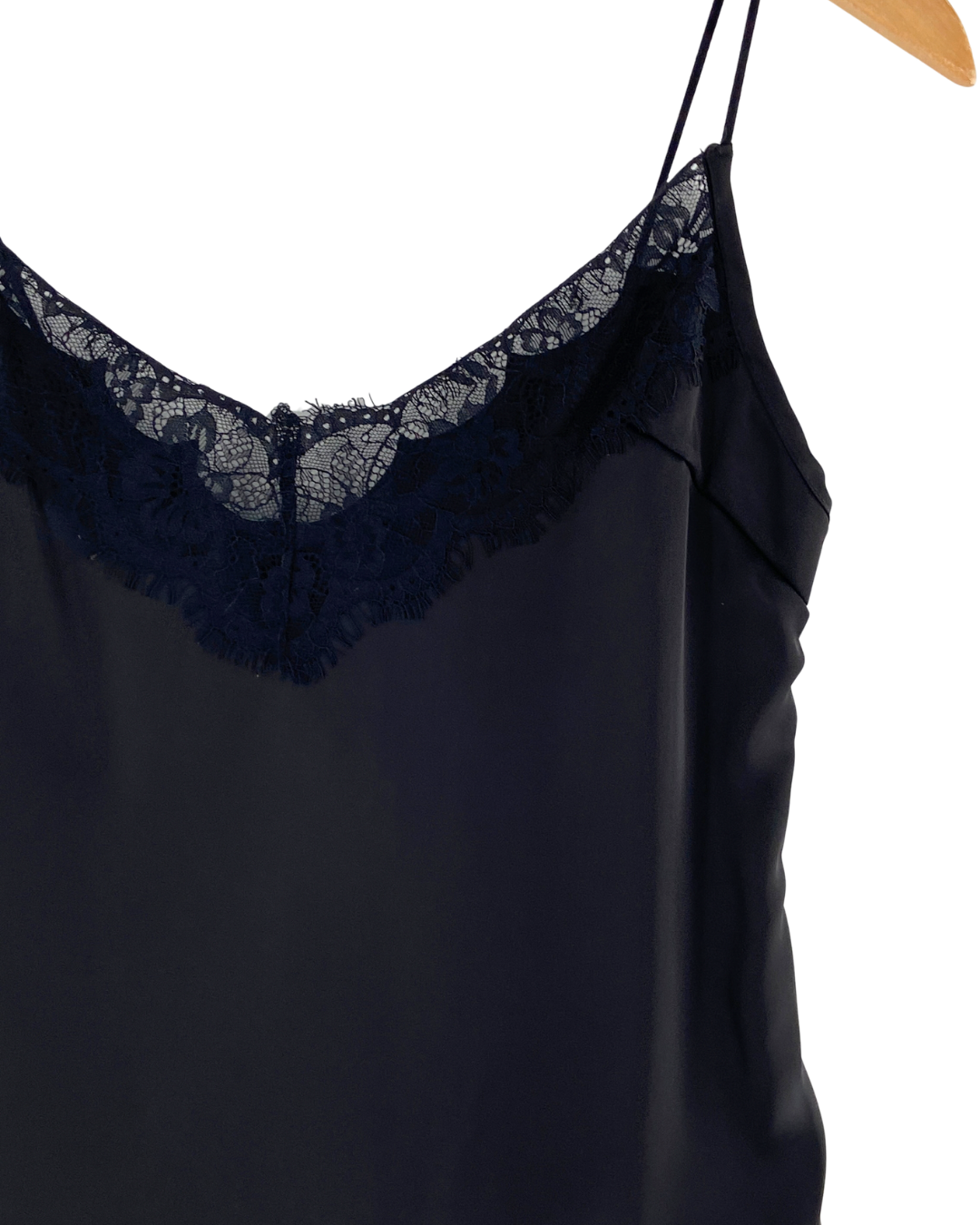Blusa lencera de tiras delgada