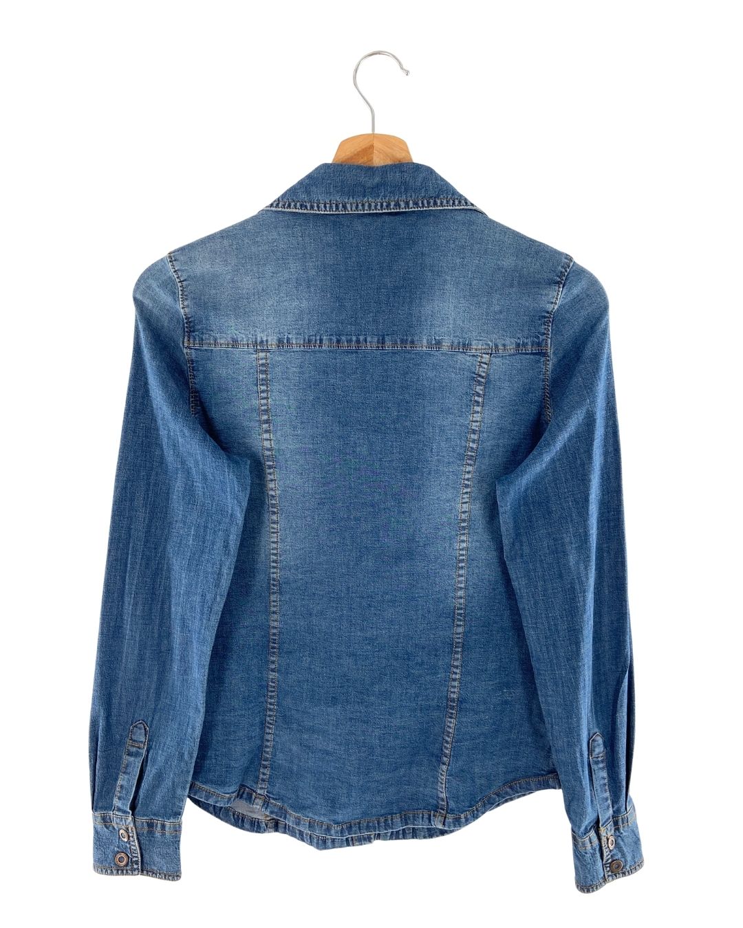 Chaqueta abotonada