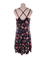 Vestido de tiras cruzadas
