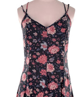 Vestido de tiras cruzadas