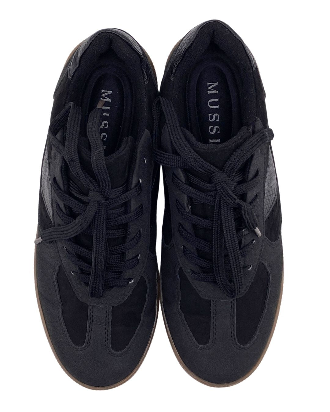Tenis casuales