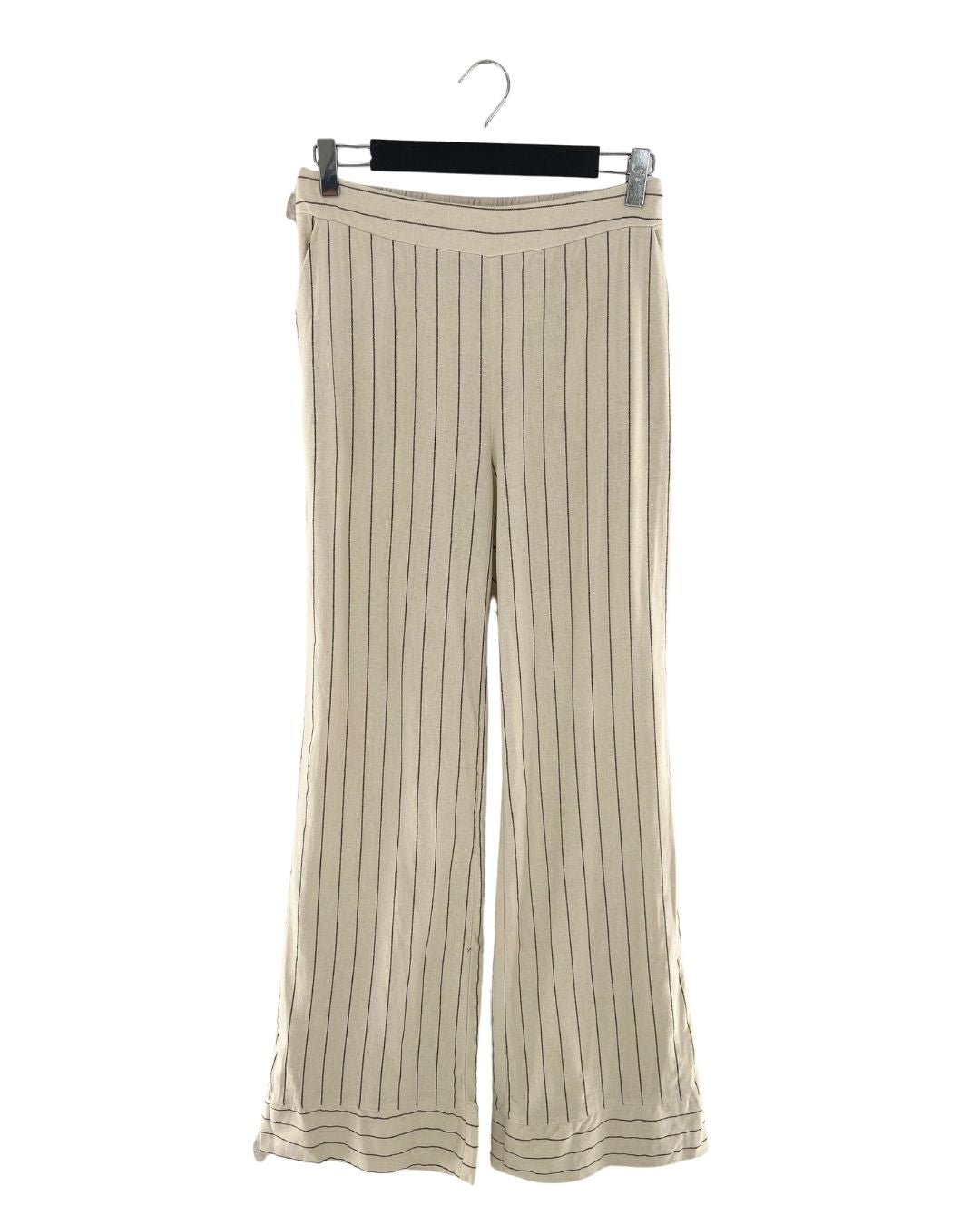 Pantalon rigido a rayas