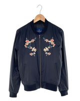 Chaqueta bordada