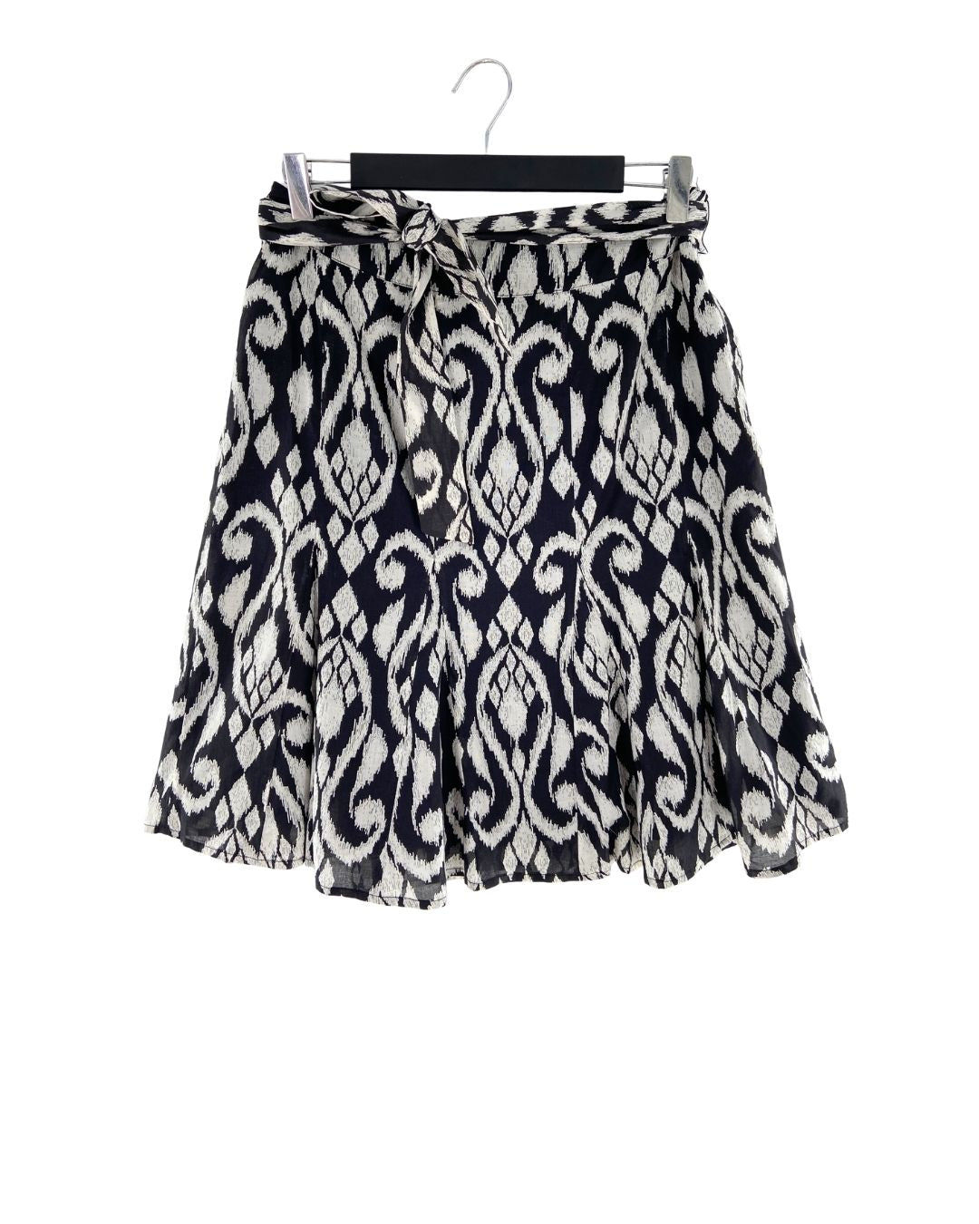 Falda midi amplia basica