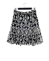 Falda midi amplia basica
