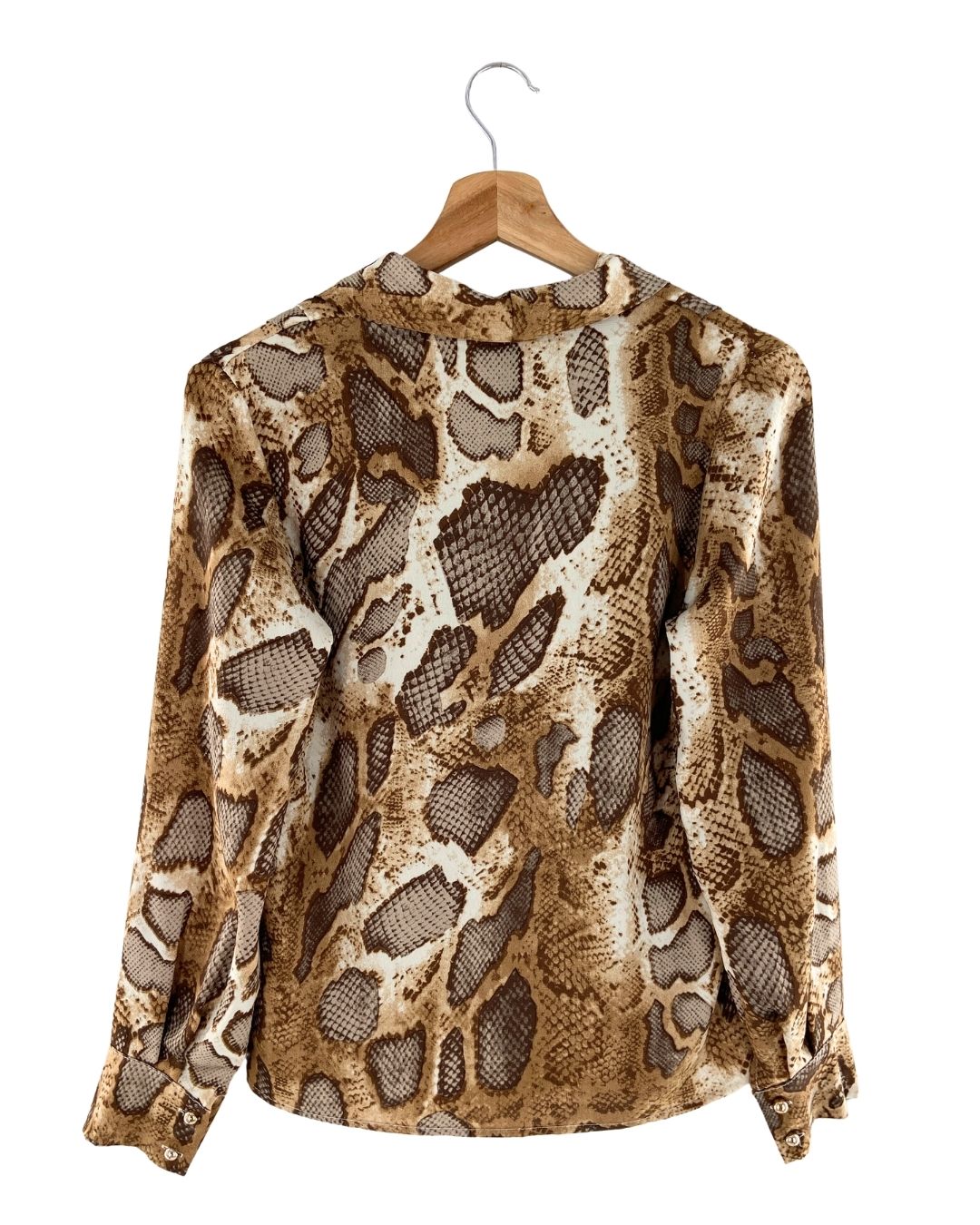 Blusa satinada cruzada