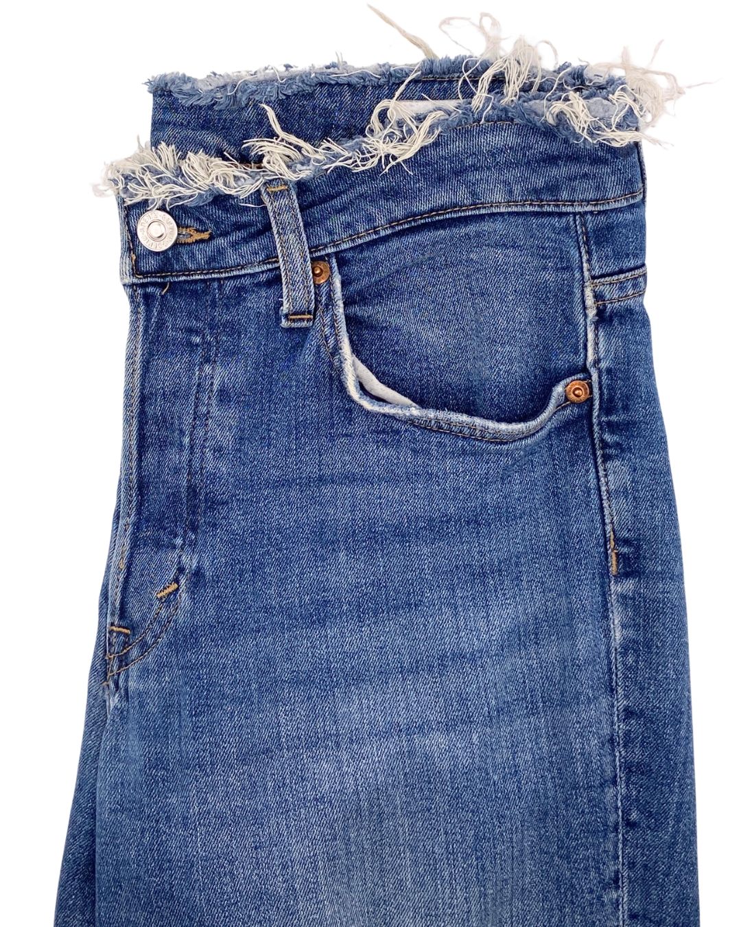 Skinny jean abotonado