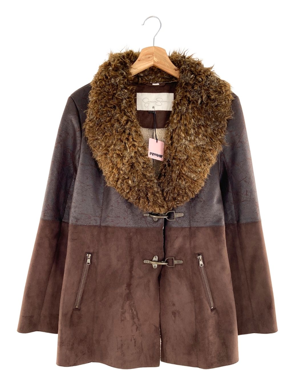 Chaqueta afelpada en cuello