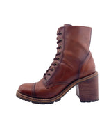 Botines en cuero