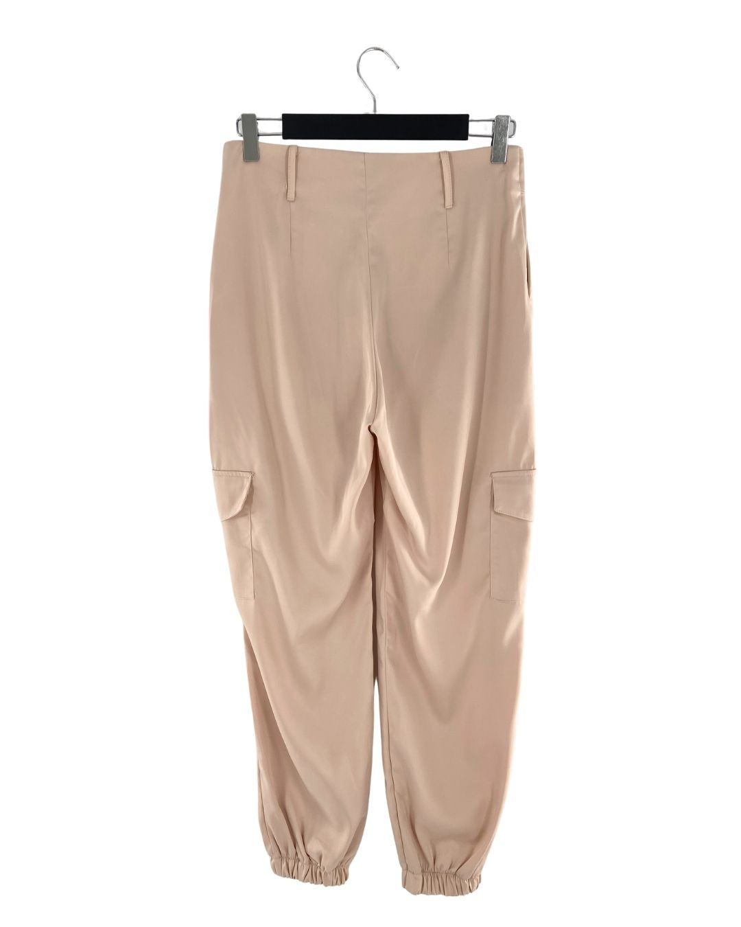 Pantalon cargo satinado